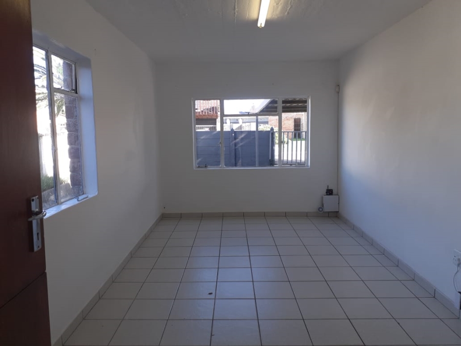 To Let 3 Bedroom Property for Rent in Kabeljauws Eastern Cape